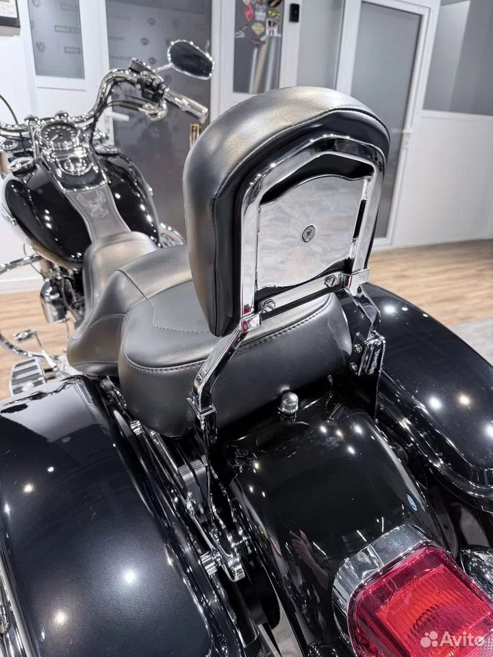 Купить Harley-Davidson 2012 HD Dyna Switchback (Vivid Black) (Softail/Dyna) — подробнее на сайте. Hello Davidson, Москва. Только хорошие мотоциклы…