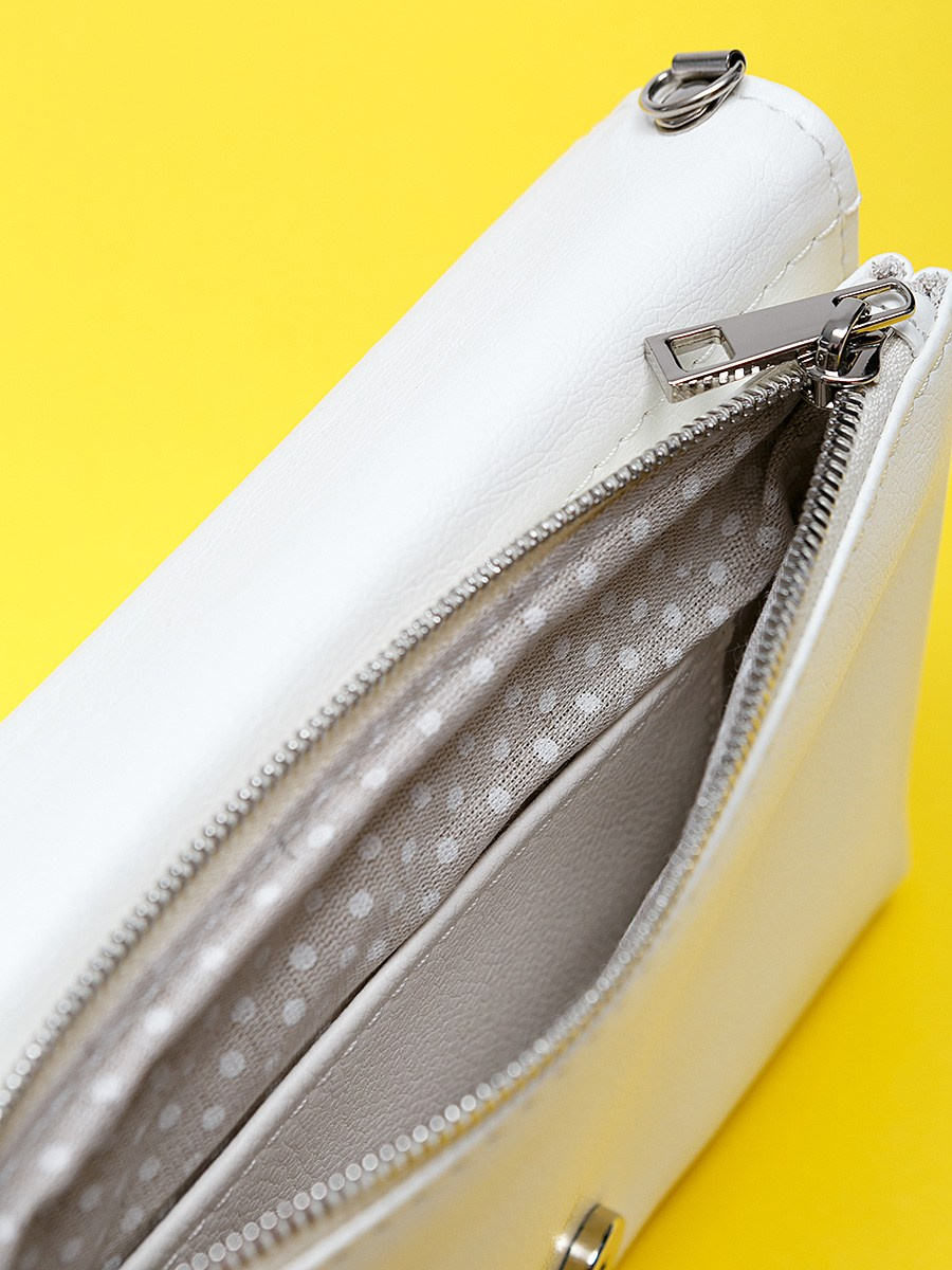 Сумка-клатч. Контент фотограф, съемка для маркетплейсов, фуд съемка и репортажи в Новосибирске Ралия Галеева