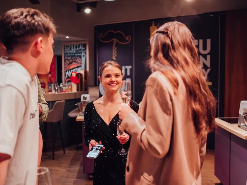 Мероприятие для блогера миллионика