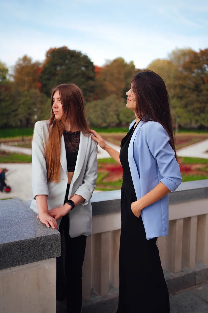 Ира и Элина