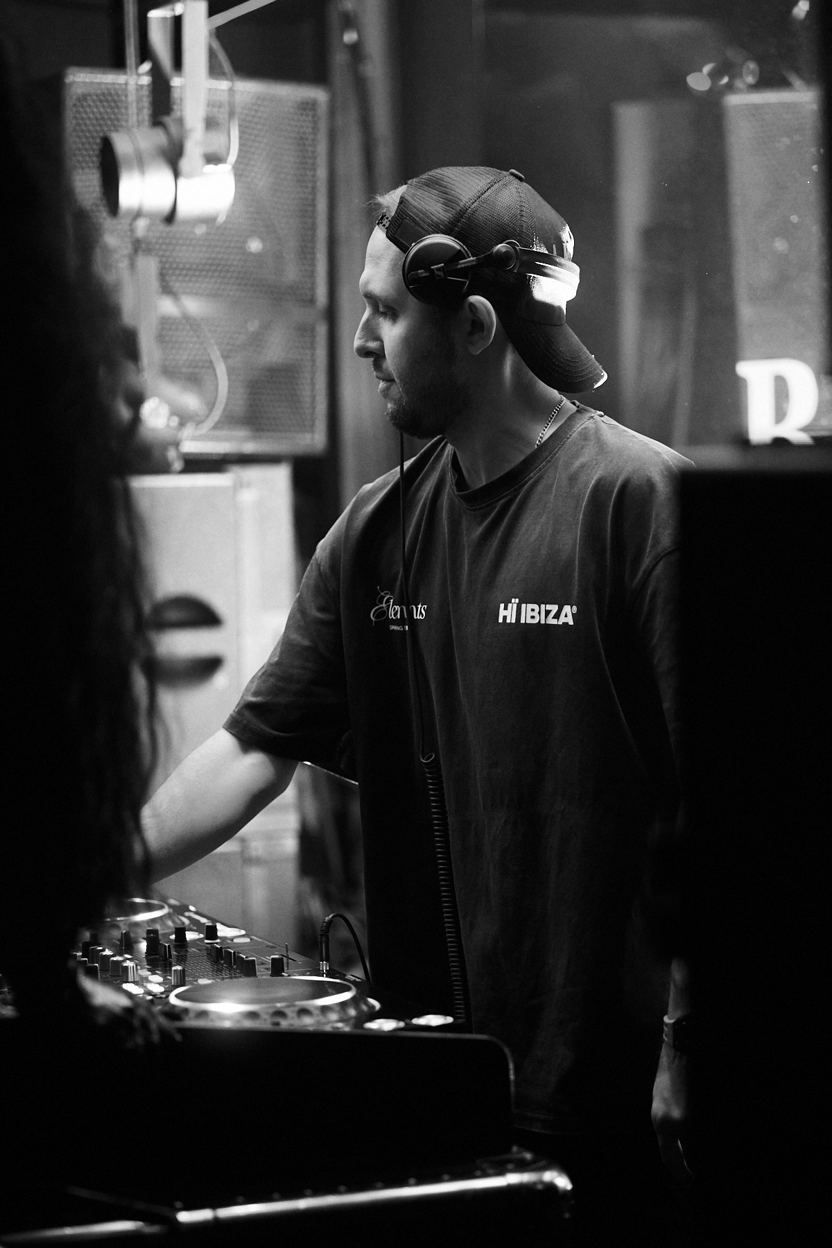 Репортаж из клуба «Mason» B&W. Murad Kamazov