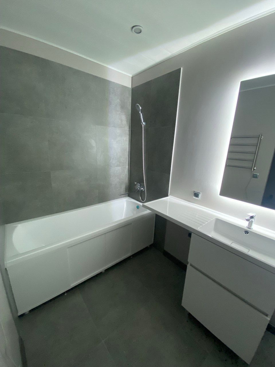 Ванная комната (ул. Сибгата Хакима д. 46). Ремонт санузла, туалета, ванной под ключ в Казани. Укладка плитки