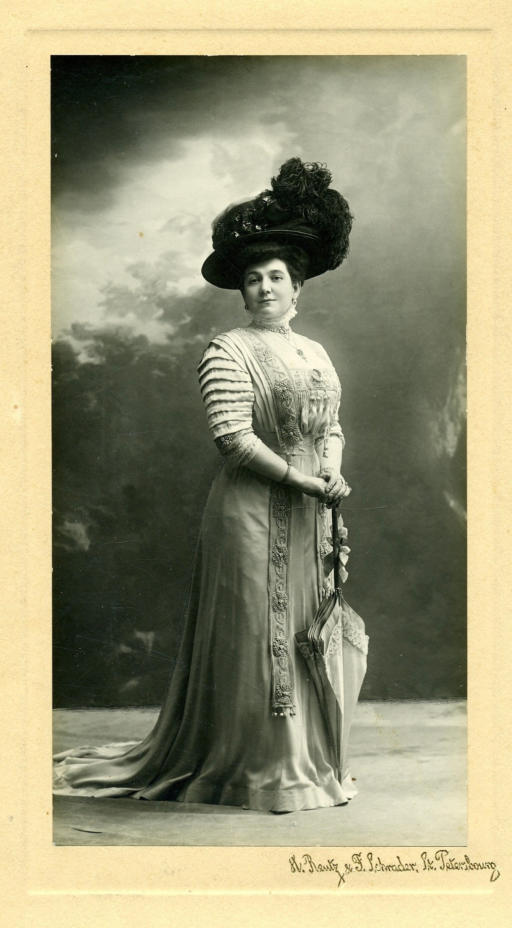 Текущая выставка: «Дело в шляпе». Музей истории фотографии в Санкт-Петербурге