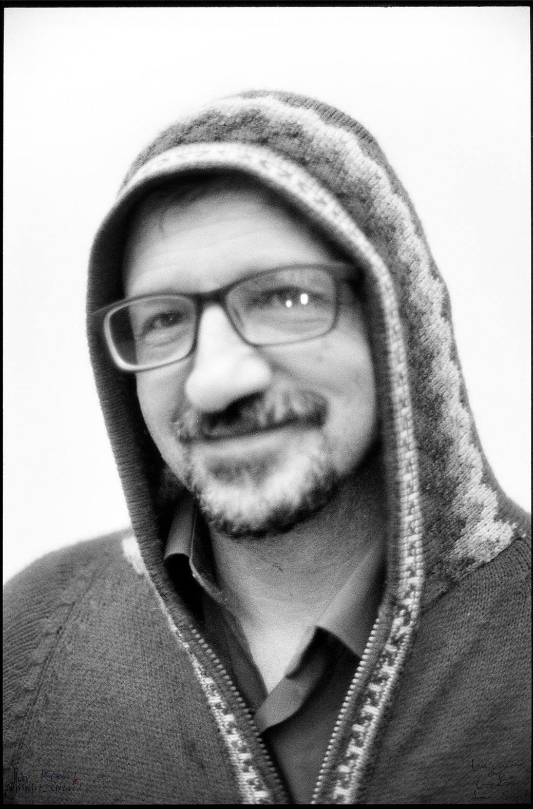 Классическая портретная выездная фотосессия (полевое исследование). Один человек один кадр. Летняя Школа. Дубна. Портретный и художественный фотограф в Москве Пётр Корень