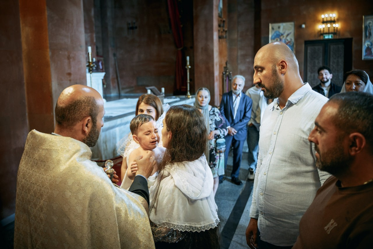 Фотограф на крещение в Тюмени Александр Шалагин