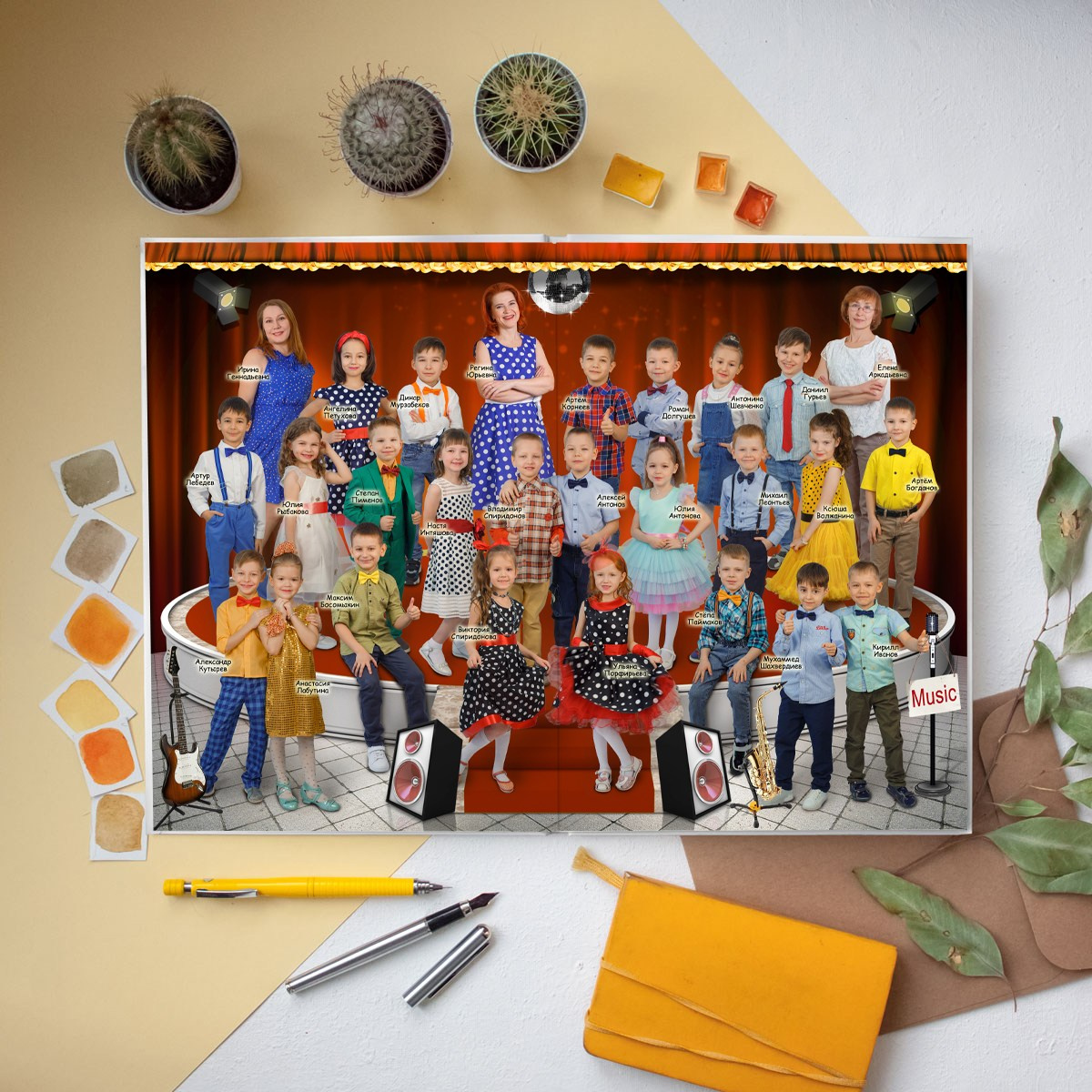 1 разворот ДС. Детский, семейный и школьный фотограф Светлана Волжанина