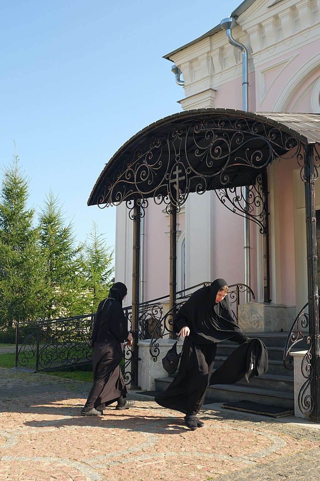 Зосимова пустынь 2024. Улица, люди, жизнь…