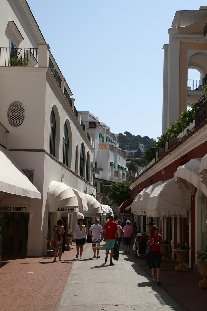 Италия. Сорренто 2011. Улица, люди, жизнь…