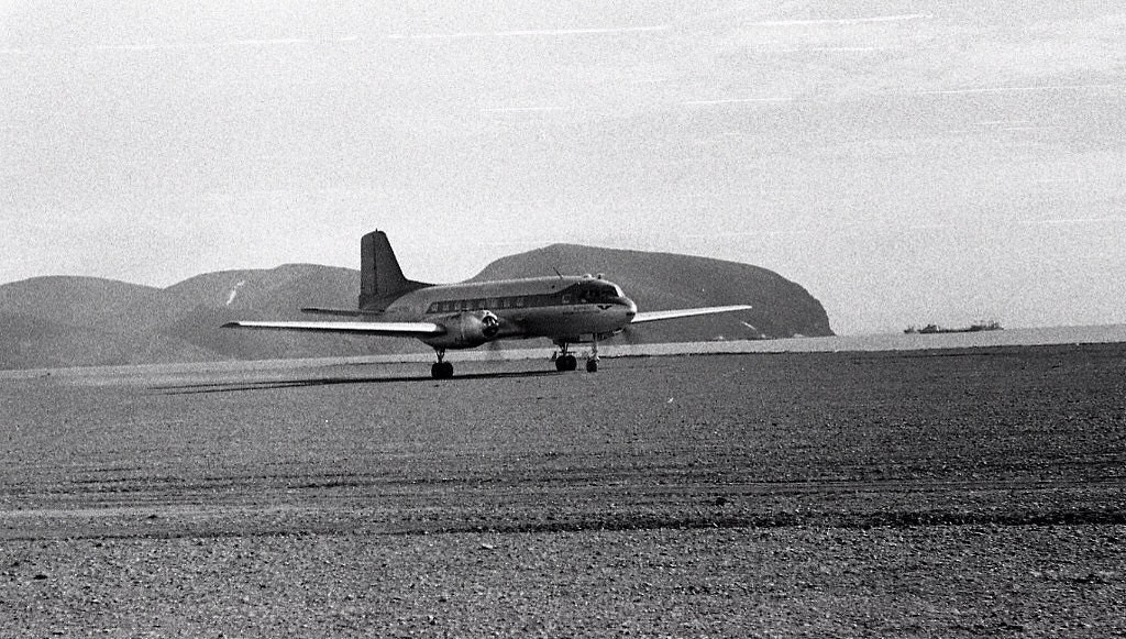 Исторические фотографии. Фотоальбом показывающий увлекательный мир авиации и мир медведей Андрея Иванова