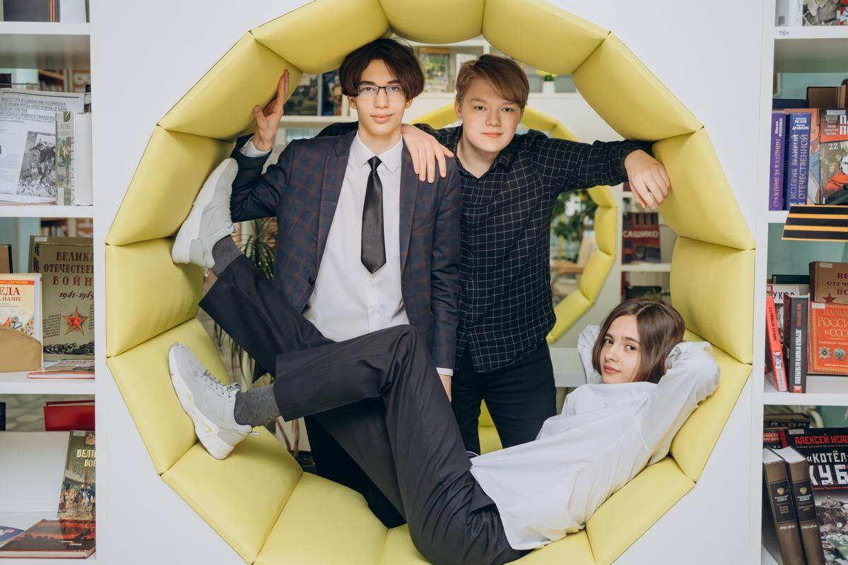 11 класс. КЛАСС | Выпускные альбомы в Нижневартовске