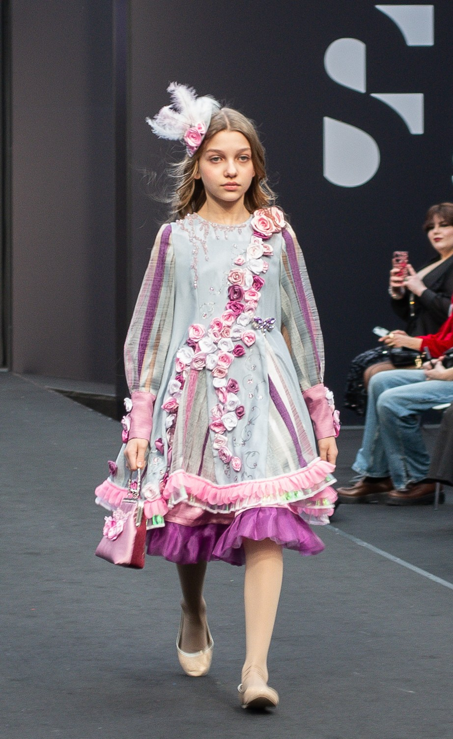 Fashion Style Russia -Детский показ. Victoria Radjevna Репортажный Фотограф — Видеограф Москва • Санкт-Петербург