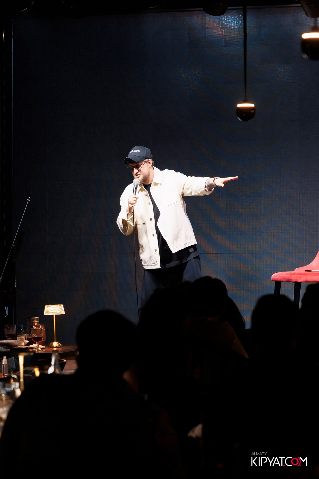 STAND UP КОНЦЕРТ АЛЕКСАНДРА МЕРКУЛЬ. КИПЯТКОМ АЛМАТЫ! Фотосъемка мероприятий в Алматы