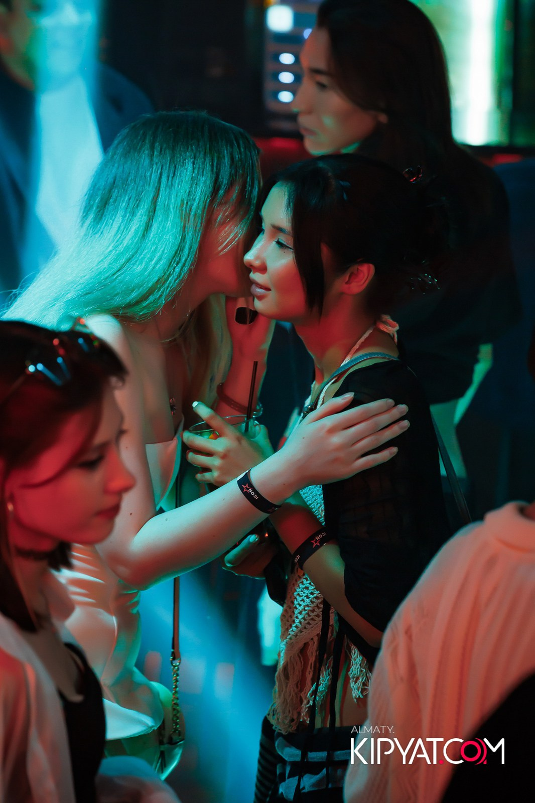 НОЧНОЙ КЛУБ ICON. КИПЯТКОМ АЛМАТЫ!