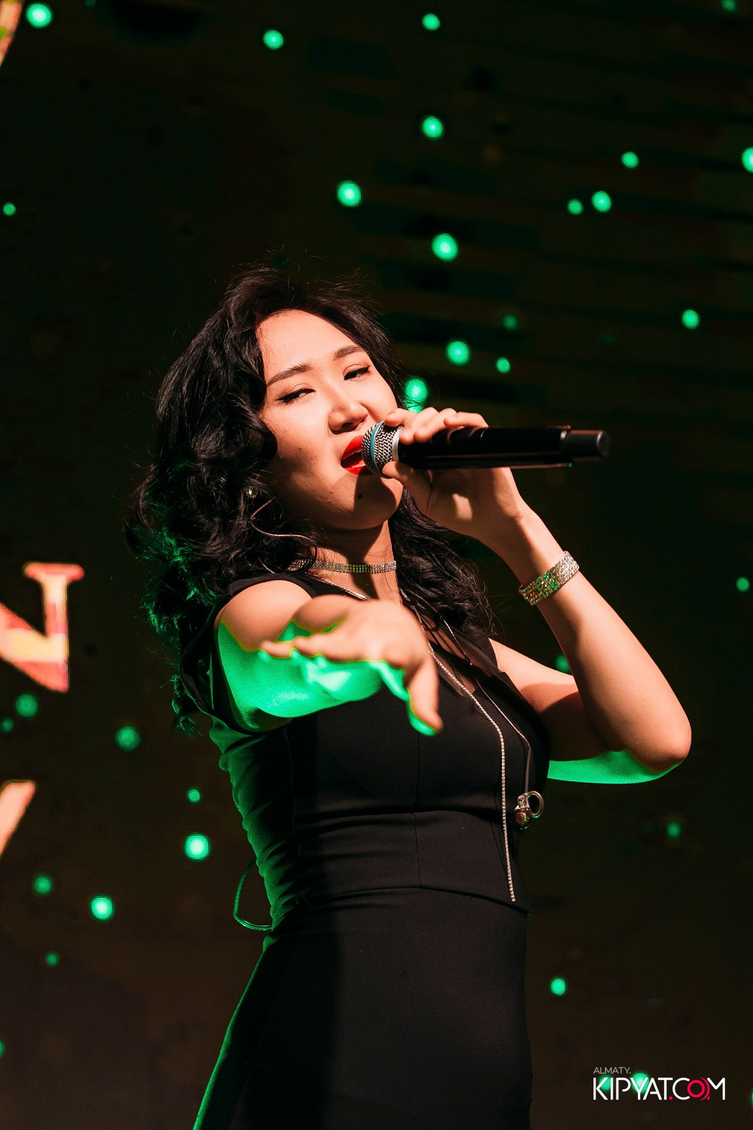 QUEEN. КИПЯТКОМ АЛМАТЫ!