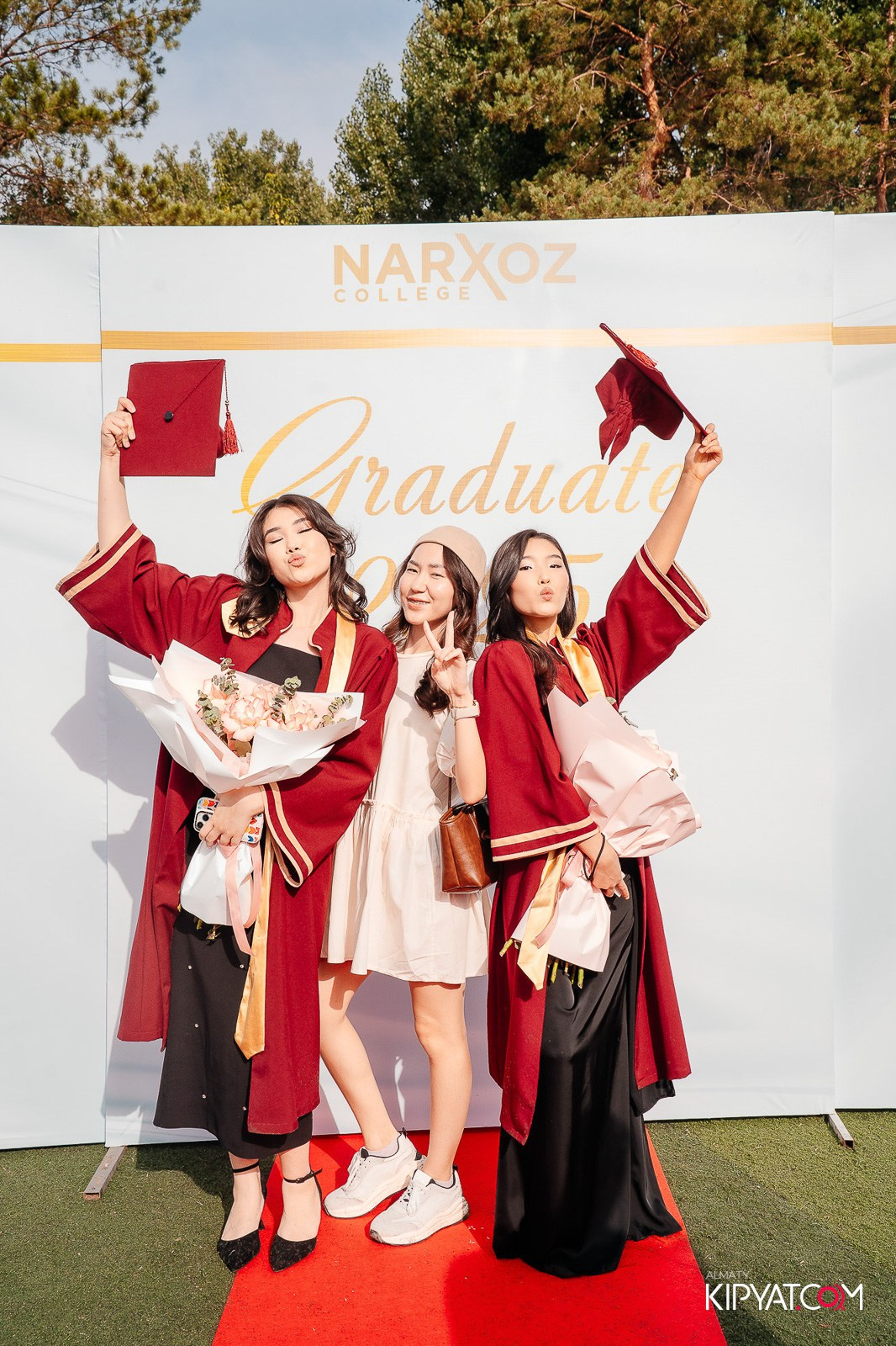 ВРУЧЕНИЕ ДИПЛОМОВ — НАРХОЗ КОЛЛЕДЖ. Part 1. КИПЯТКОМ АЛМАТЫ!