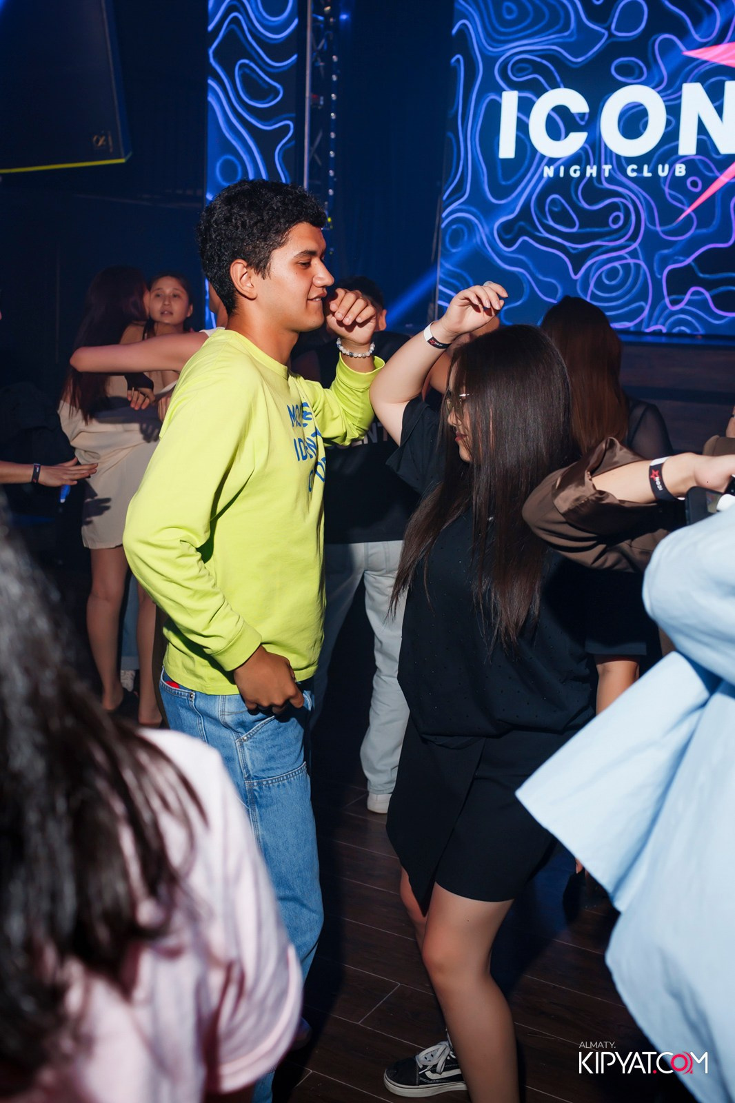 НОЧНОЙ КЛУБ ICON. КИПЯТКОМ АЛМАТЫ!