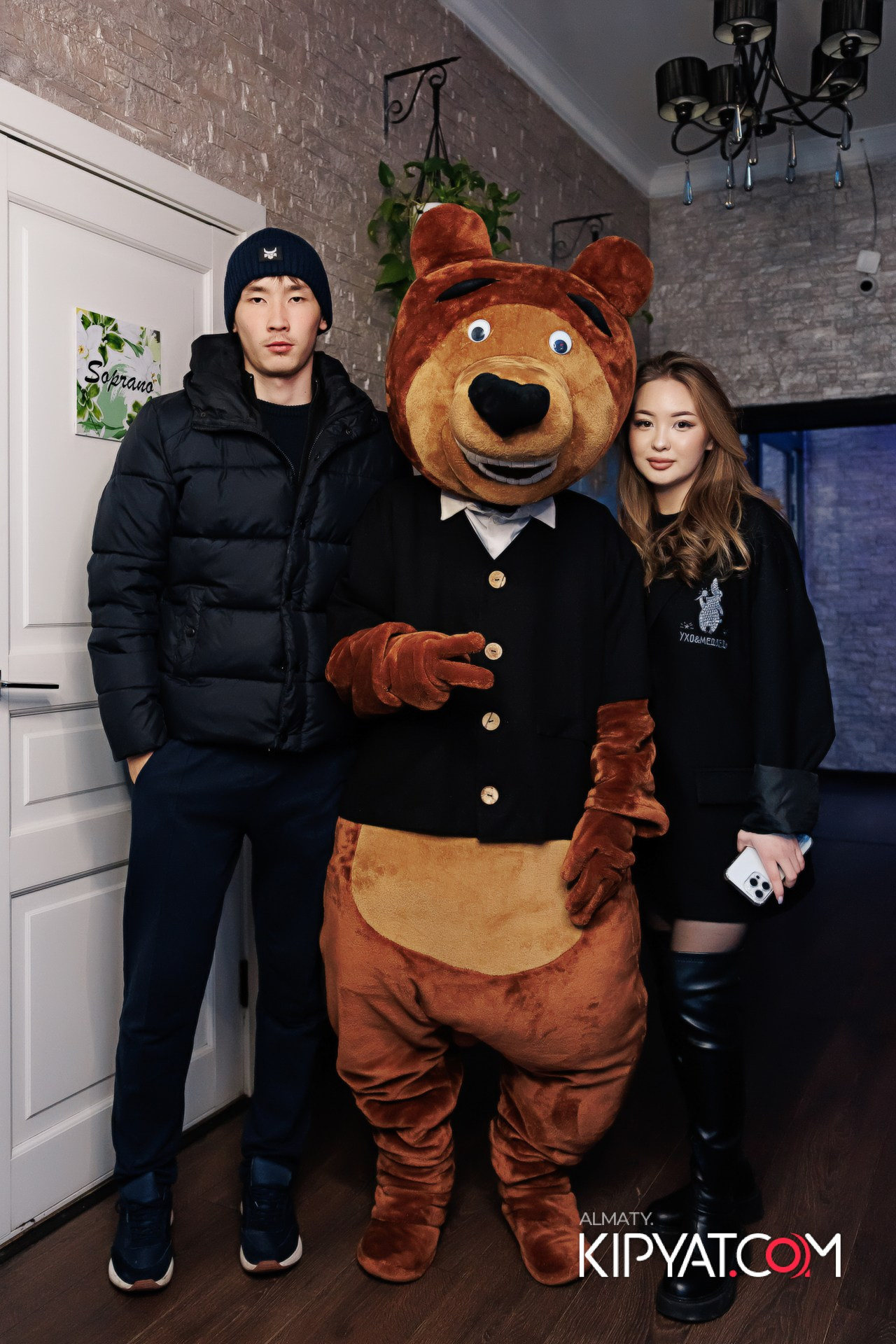 УХО И МЕДВЕДЬ НА ГАГАРИНА. КИПЯТКОМ АЛМАТЫ!