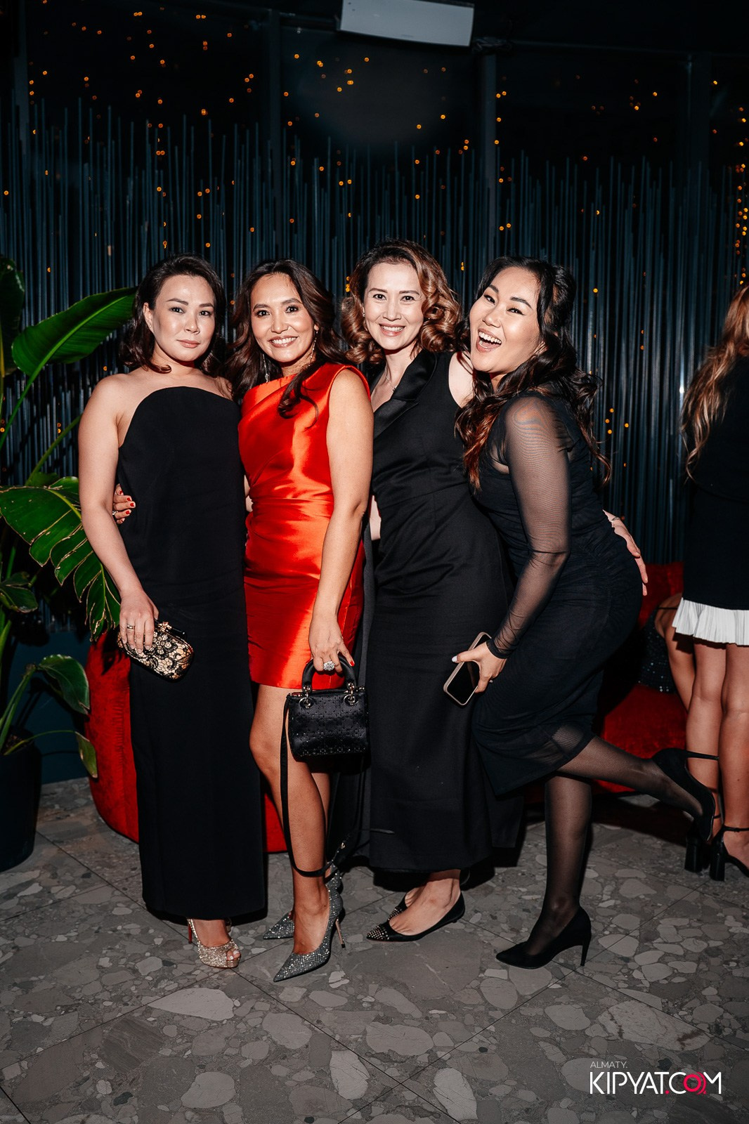 QUEEN. КИПЯТКОМ АЛМАТЫ!