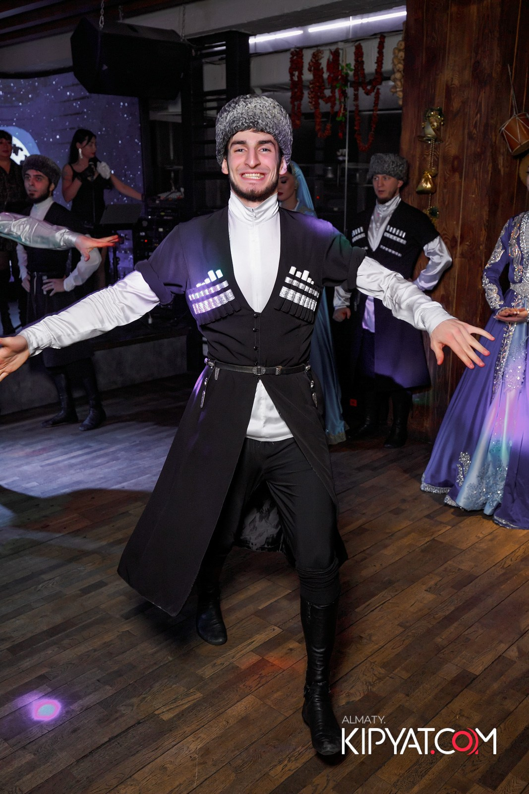 ВАХТАНГУРИ. КИПЯТКОМ АЛМАТЫ!