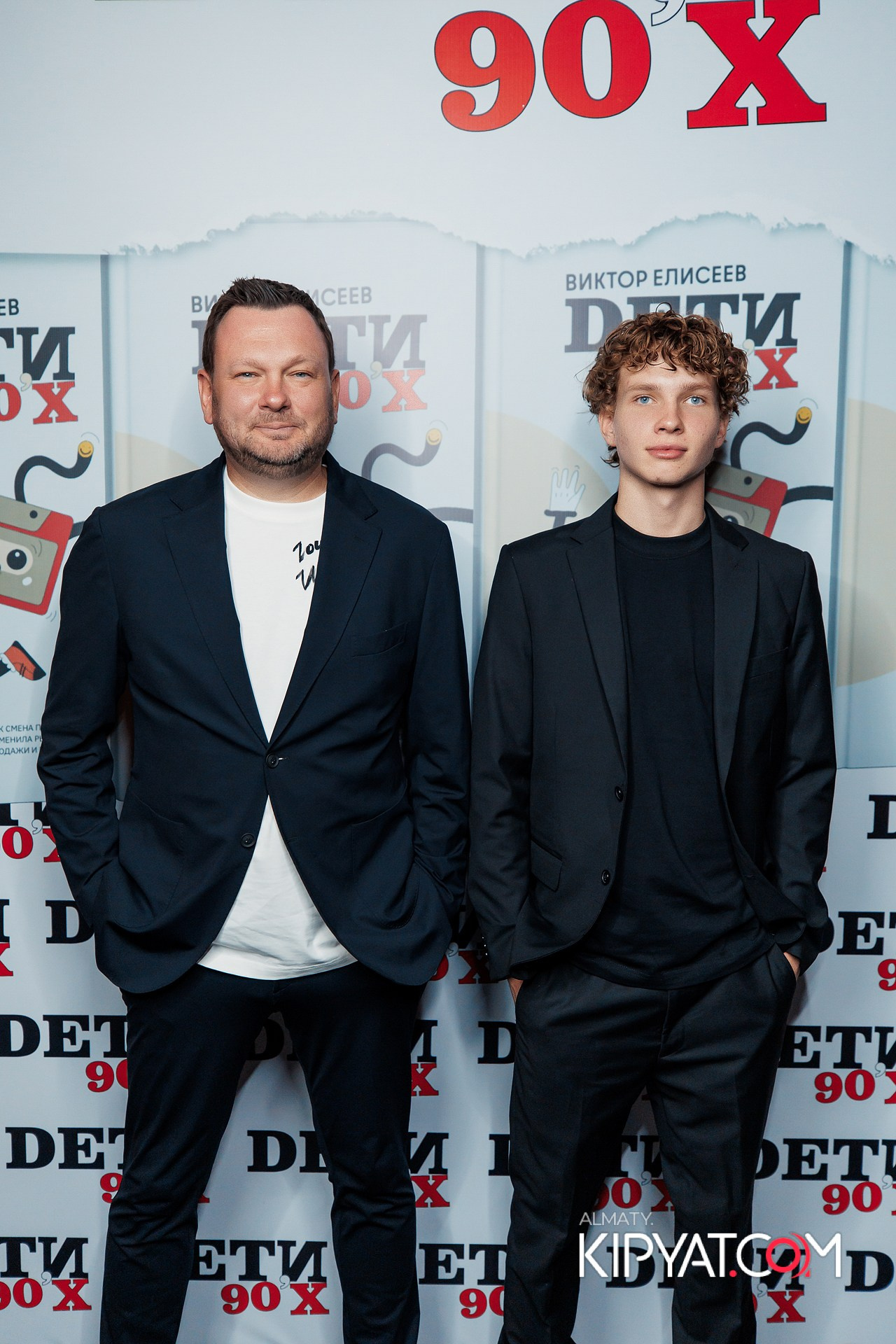 ПРЕЗЕНТАЦИЯ КНИГИ ВИКТОРА ЕЛИСЕЕВА. КИПЯТКОМ АЛМАТЫ!