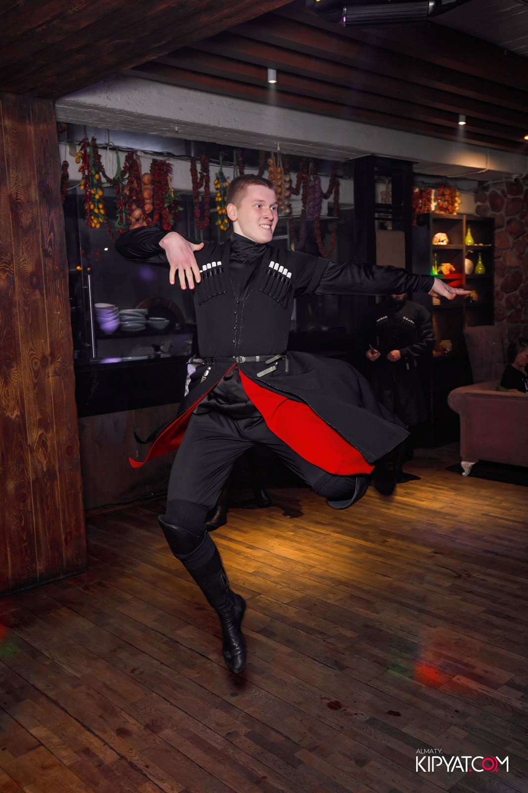 ВАХТАНГУРИ. КИПЯТКОМ АЛМАТЫ!