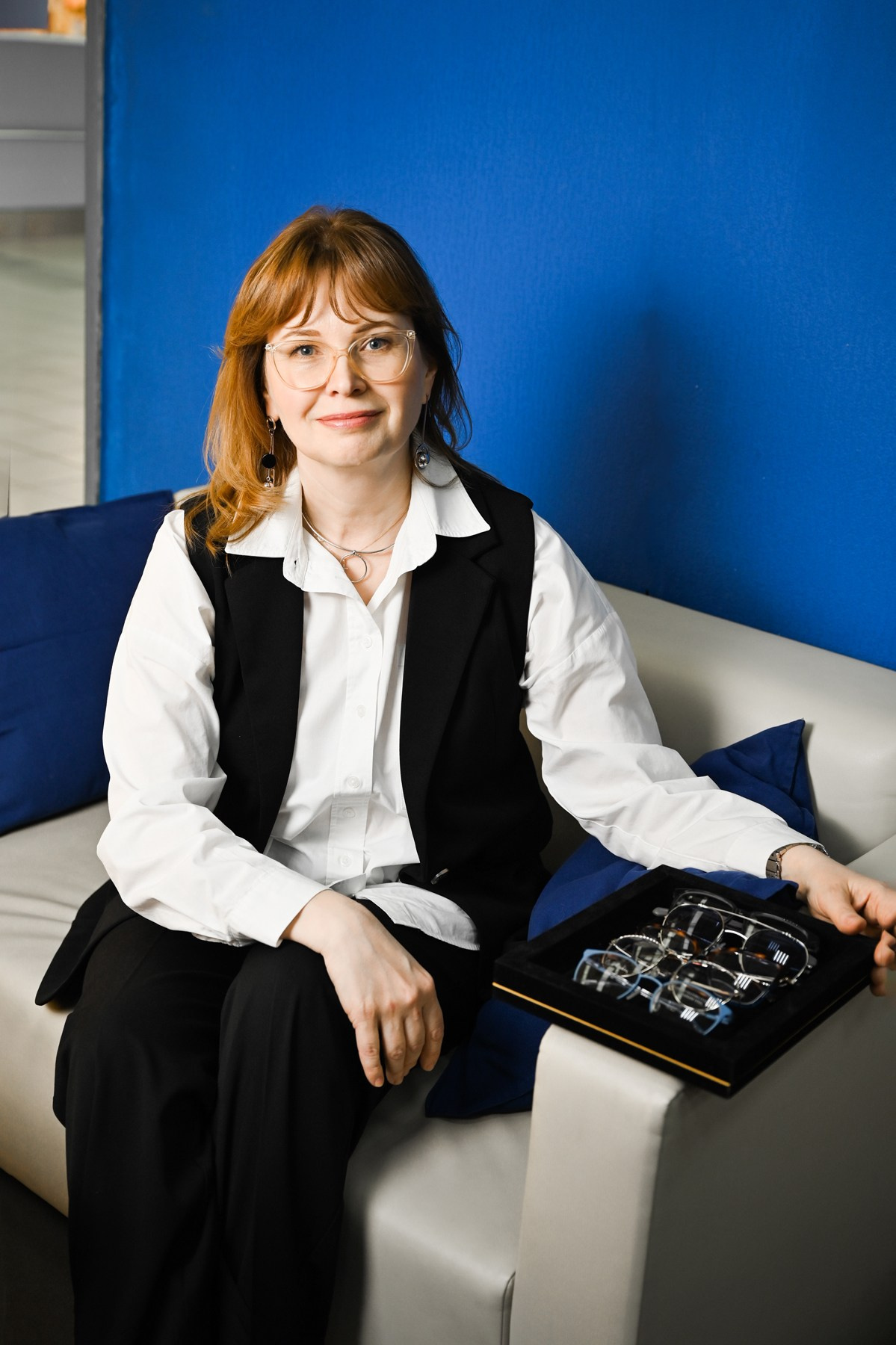 Фотосессия деловой женщины для резюме в Краснодаре