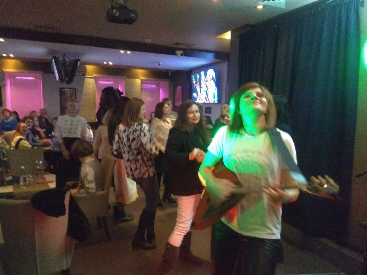 Музыкальная вечеринка «Зе Бест» | 12.12.20. Галерея Фантим