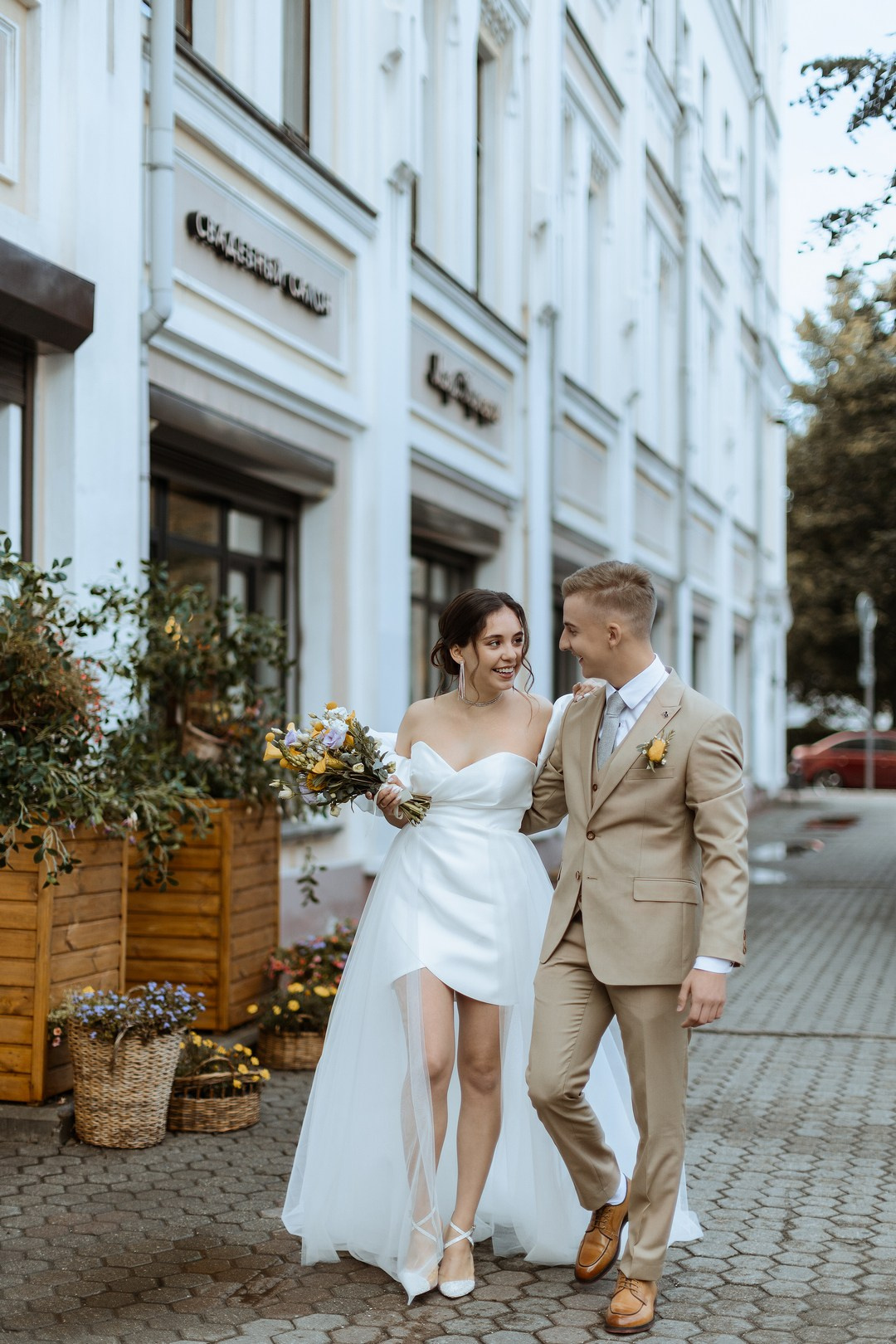  Романтические моменты под ярославскими иезуитскими колоннами