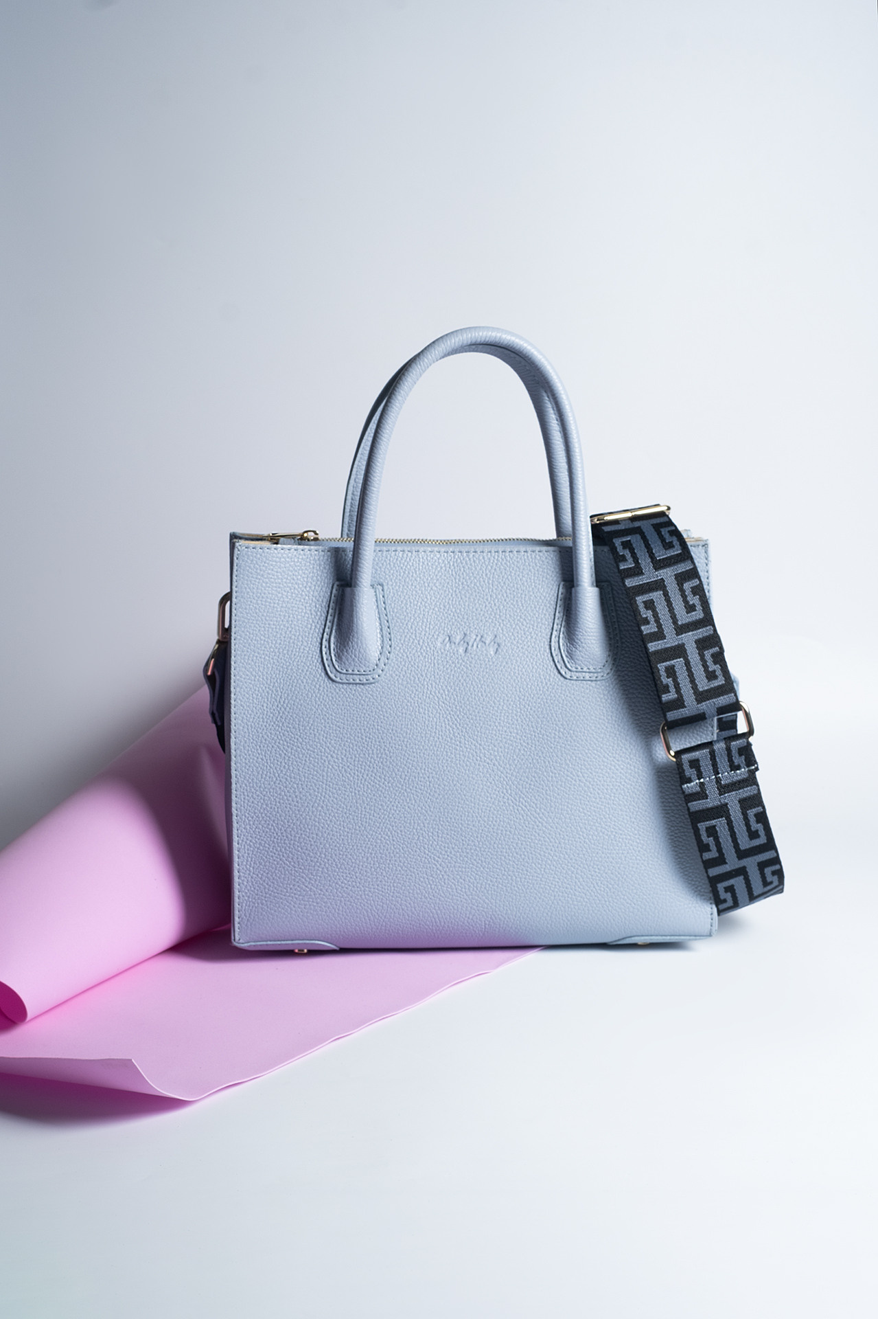 Имиджевая студийная для бренда сумок «OI Trend». Фотограф в Крыму, Александра Онищенко, Alexph.ru