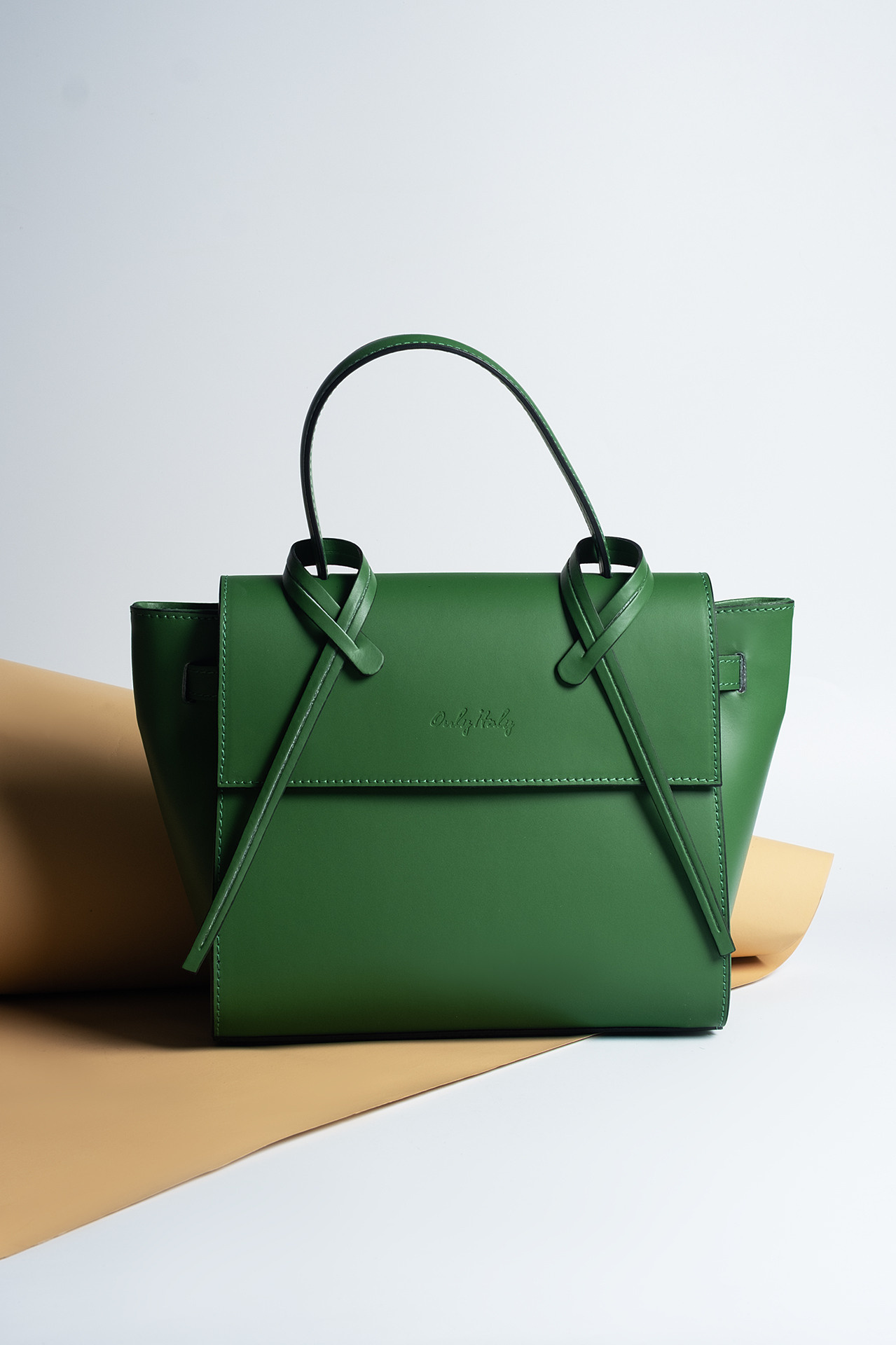 Имиджевая студийная для бренда сумок «OI Trend». Фотограф в Крыму, Александра Онищенко, Alexph.ru