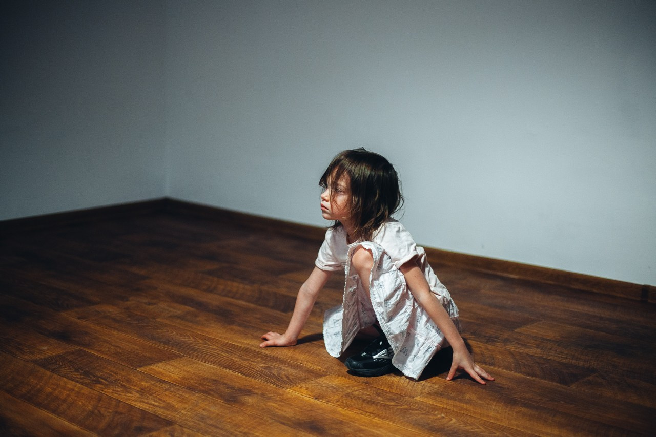 Дочка в студии. Фотограф Денис Денисов