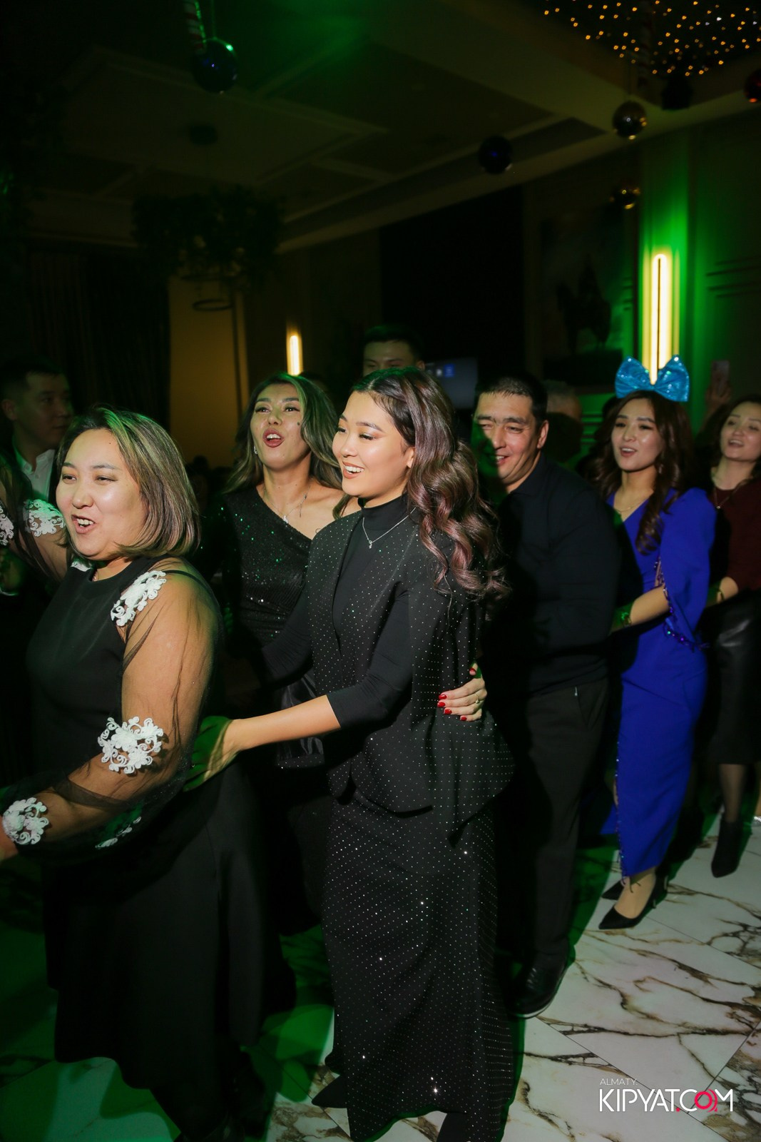 РЕСТОРАН РАХАТ. КИПЯТКОМ АЛМАТЫ!