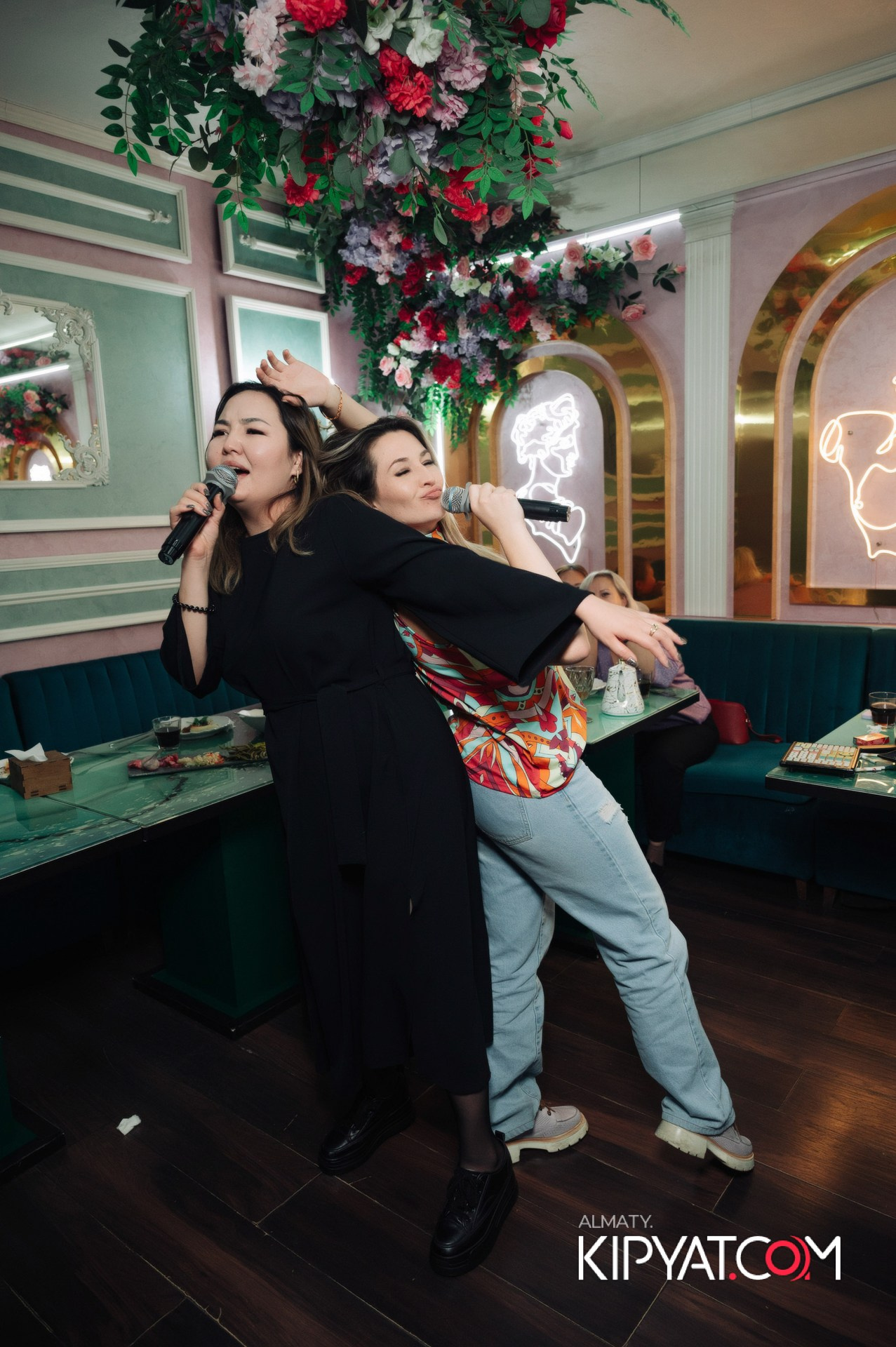 УХО И МЕДВЕДЬ НА САИНА. КИПЯТКОМ АЛМАТЫ!