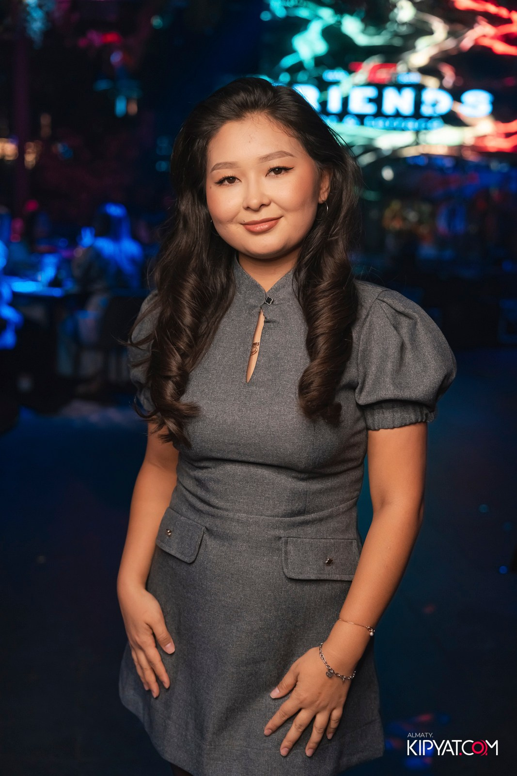 FRIENDS BAR & TERRACE. КИПЯТКОМ АЛМАТЫ!