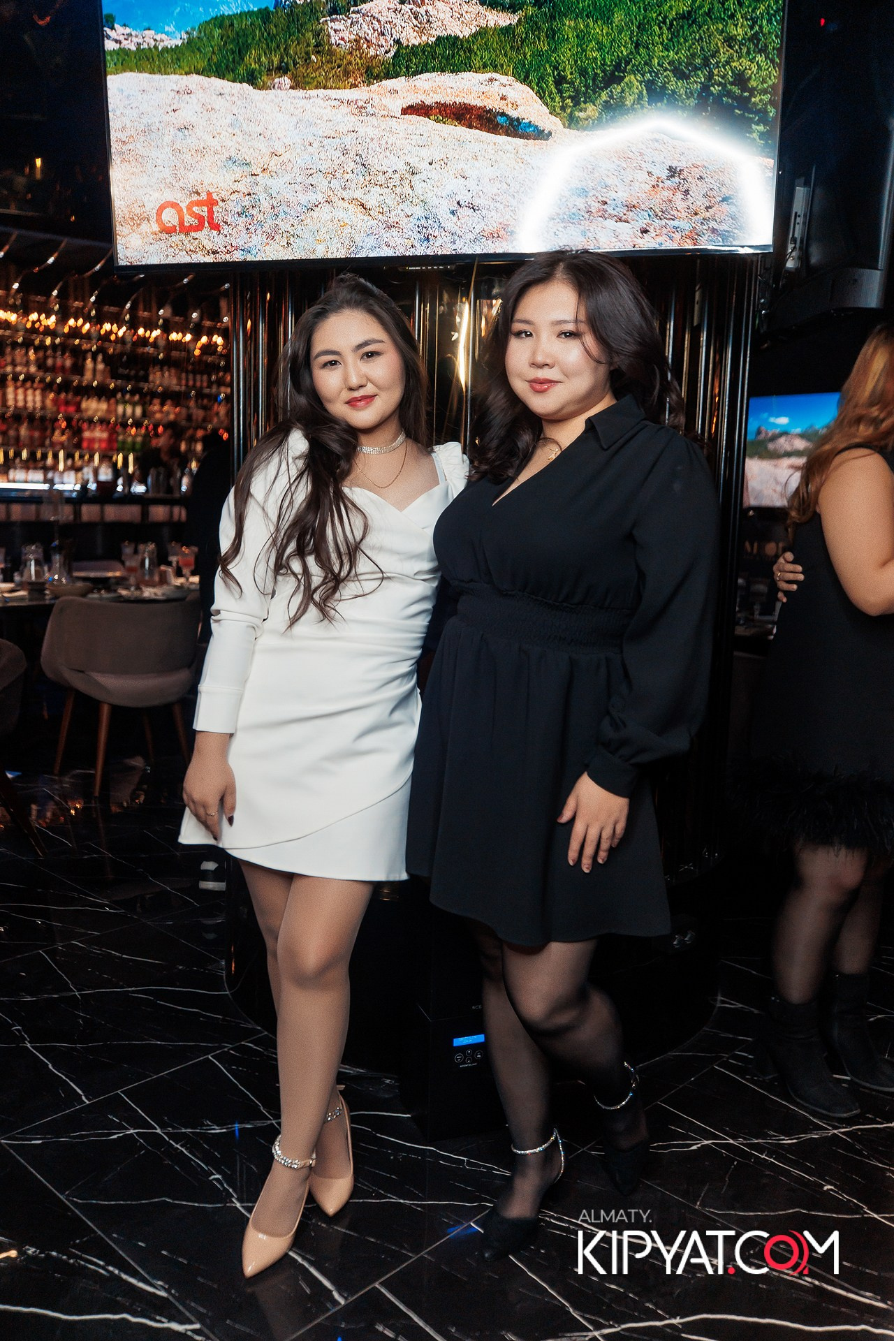 MOOD KARAOKE & TERRACE. КИПЯТКОМ АЛМАТЫ!