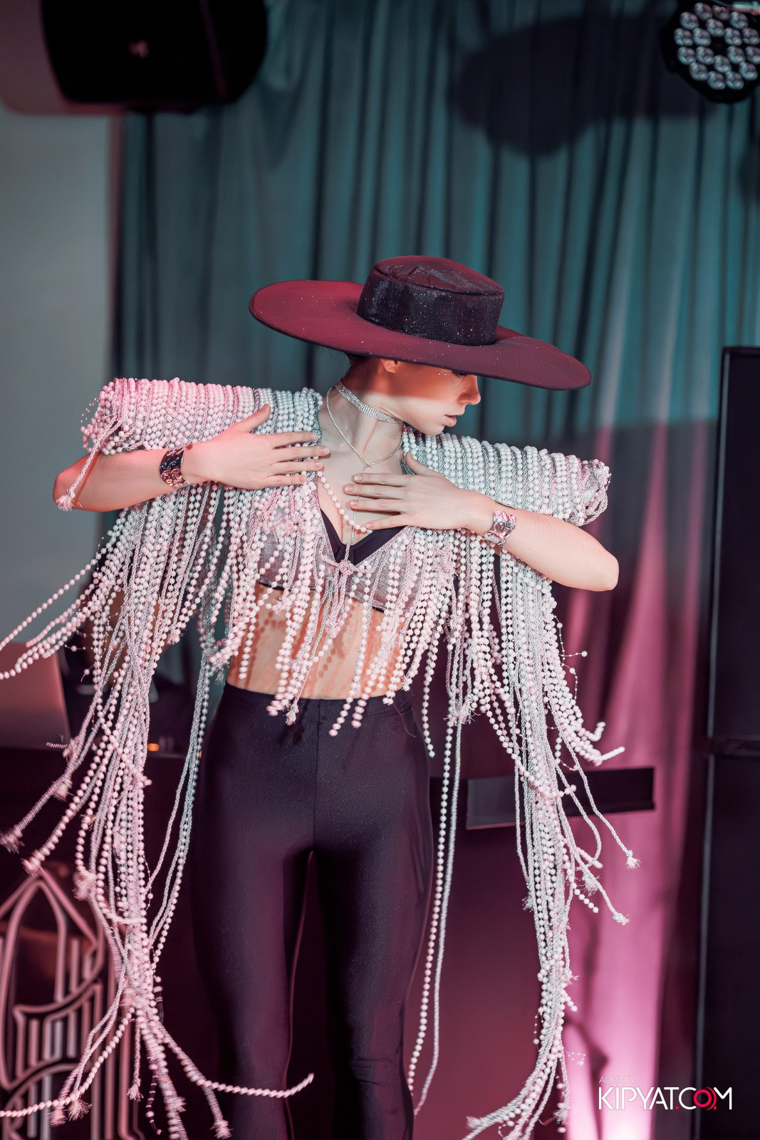 ПРЕЗЕНТАЦИЯ ЖУРНАЛА «VELLURE». КИПЯТКОМ АЛМАТЫ!