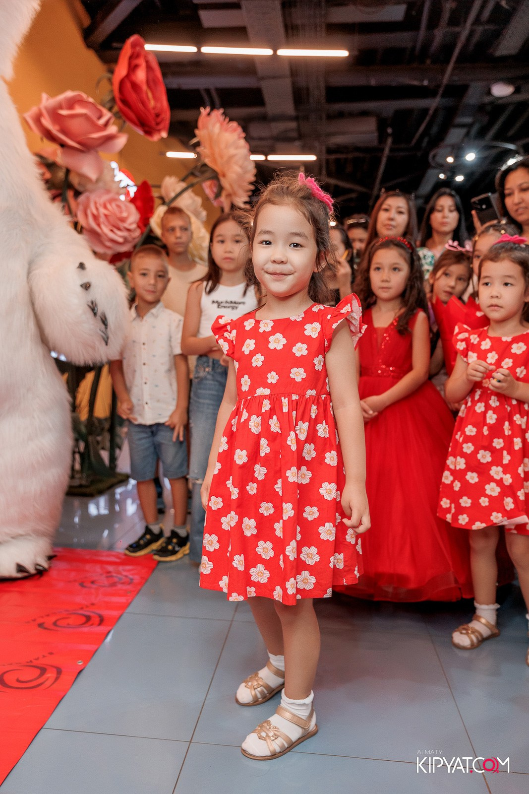 ПРЕЗЕНТАЦИЯ 10 ГРУППЫ КИНОПРОЕКТА STARBALALAR. КИПЯТКОМ АЛМАТЫ!