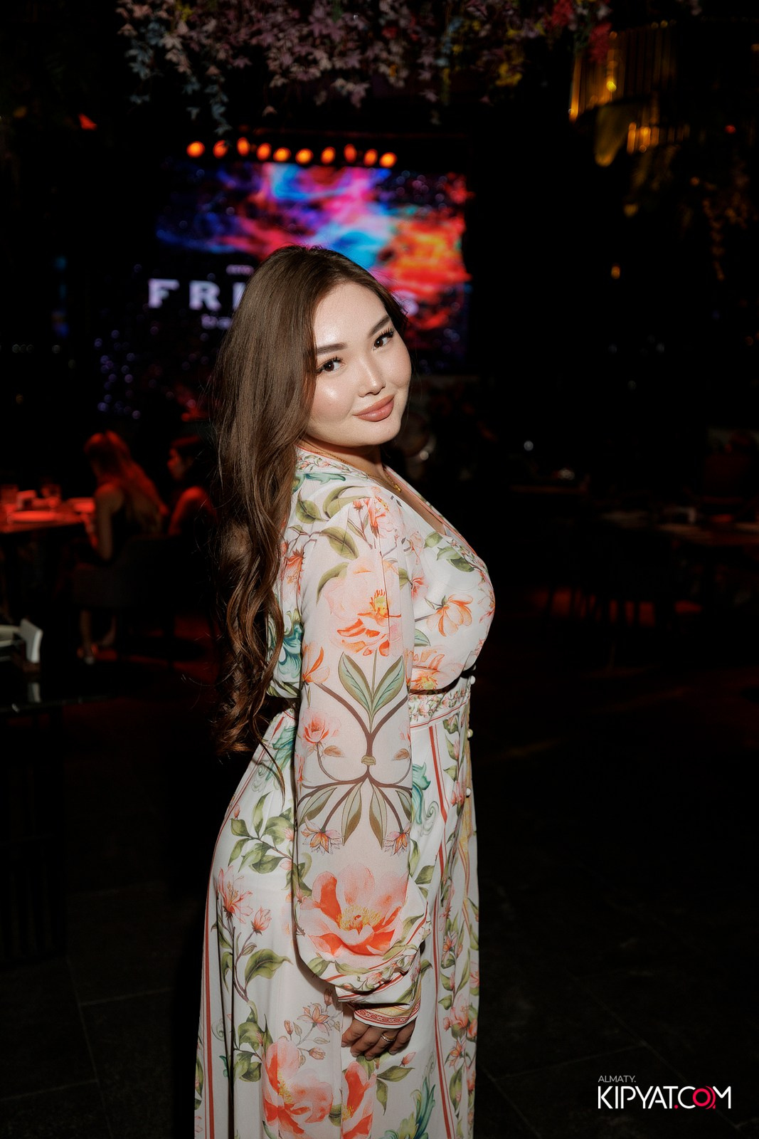 FRIENDS BAR & TERRACE. КИПЯТКОМ АЛМАТЫ! Фотосъемка мероприятий в Алматы
