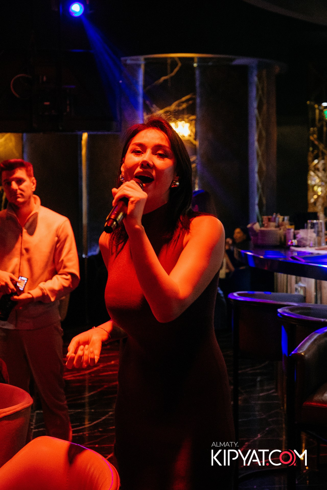 MOOD KARAOKE & TERRACE. КИПЯТКОМ АЛМАТЫ!