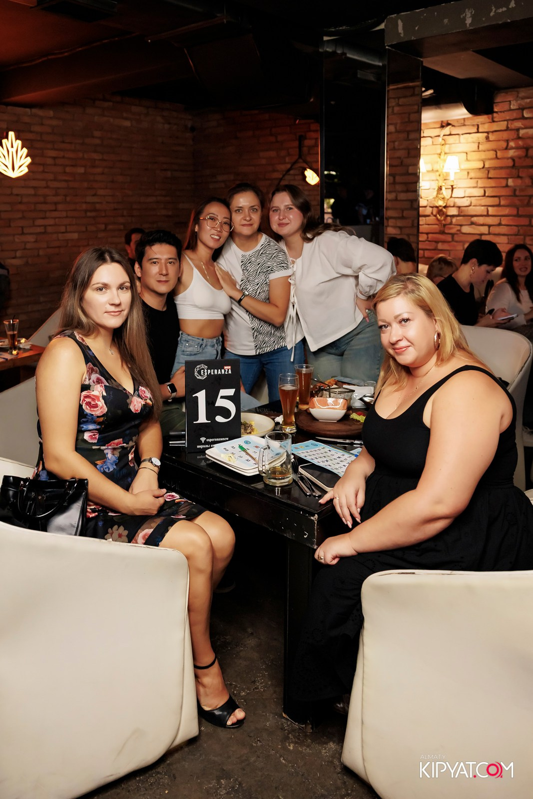 МУЗЫКАЛЬНОЕ ЛОТО В HIT RETRO. КИПЯТКОМ АЛМАТЫ!