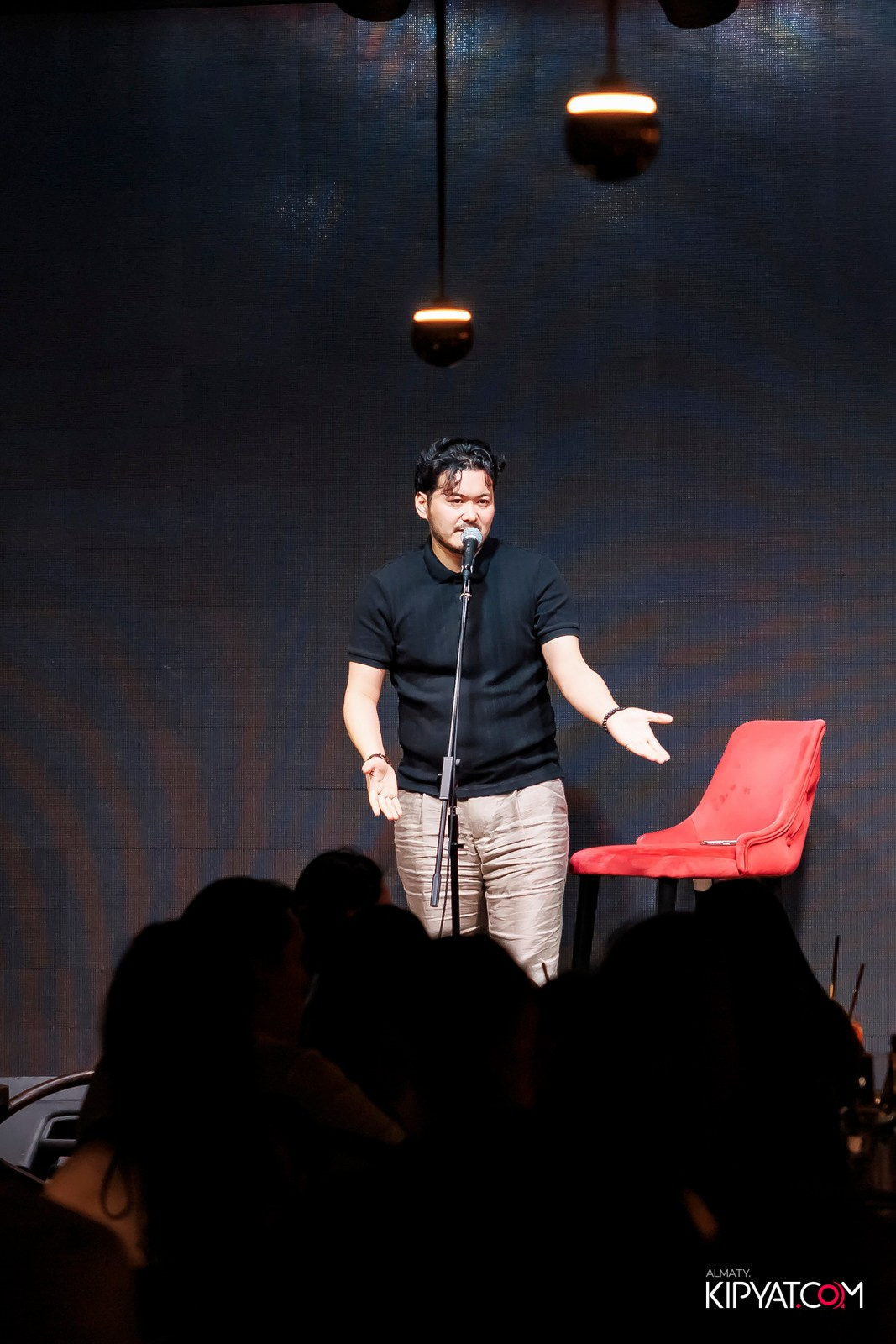 STAND UP КОНЦЕРТ АЛЕКСАНДРА МЕРКУЛЬ. КИПЯТКОМ АЛМАТЫ! Фотосъемка мероприятий в Алматы