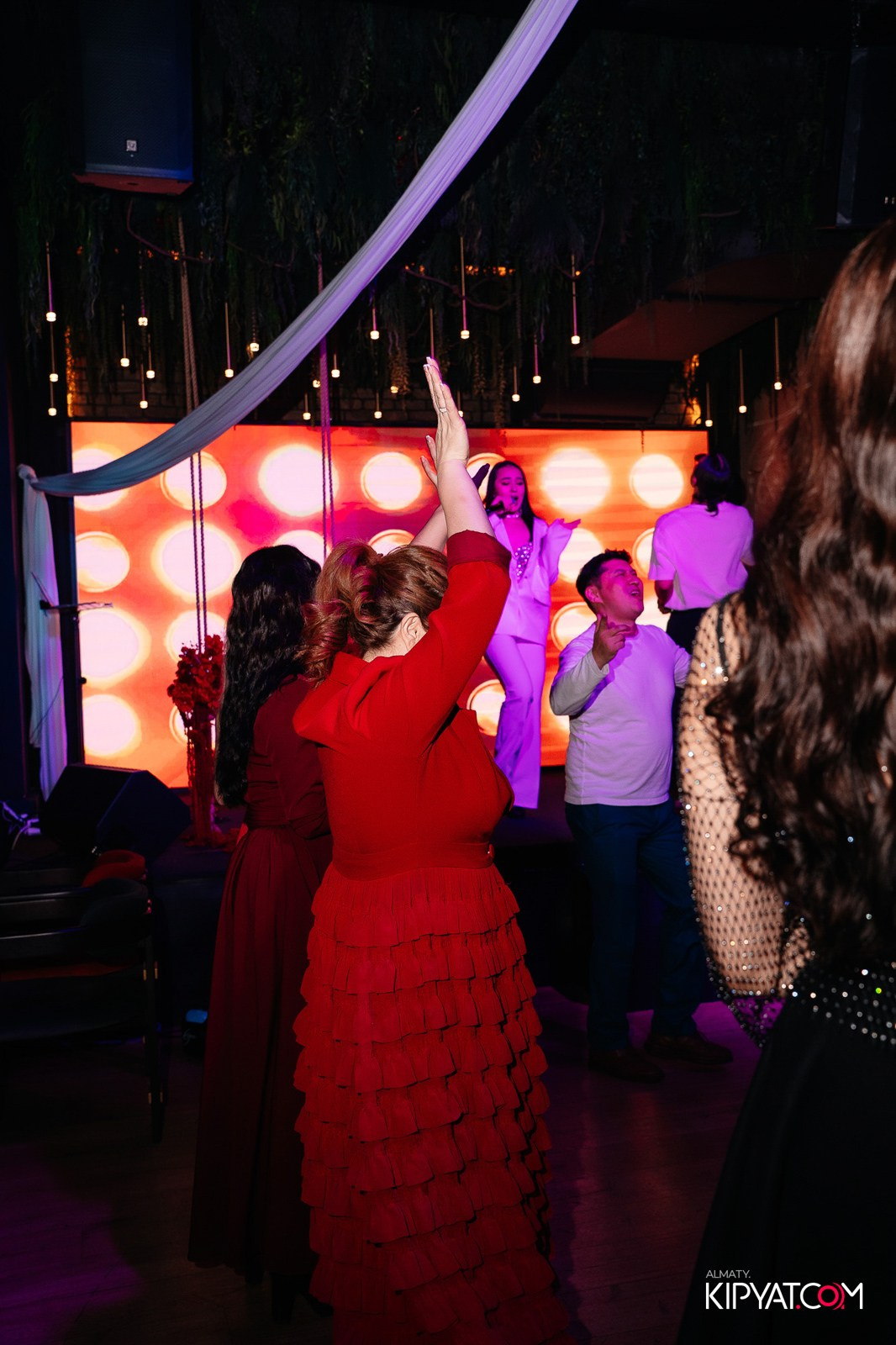 ZIYAFET MEAT HOUSE. КИПЯТКОМ АЛМАТЫ!