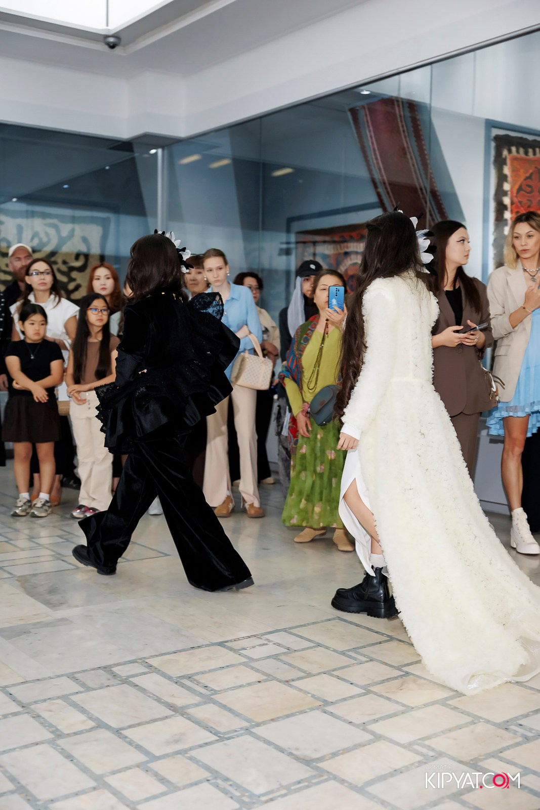 JUNIOR MODELS SHOW. ПЕРФОМАНС НОЧЬ В МУЗЕЕ. КИПЯТКОМ АЛМАТЫ! Фотосъемка мероприятий в Алматы