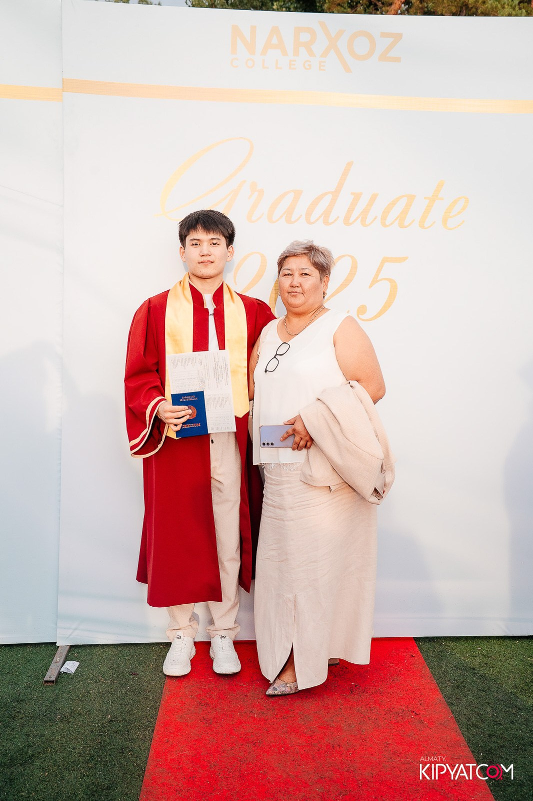 ВРУЧЕНИЕ ДИПЛОМОВ — НАРХОЗ КОЛЛЕДЖ. Part 2. КИПЯТКОМ АЛМАТЫ!