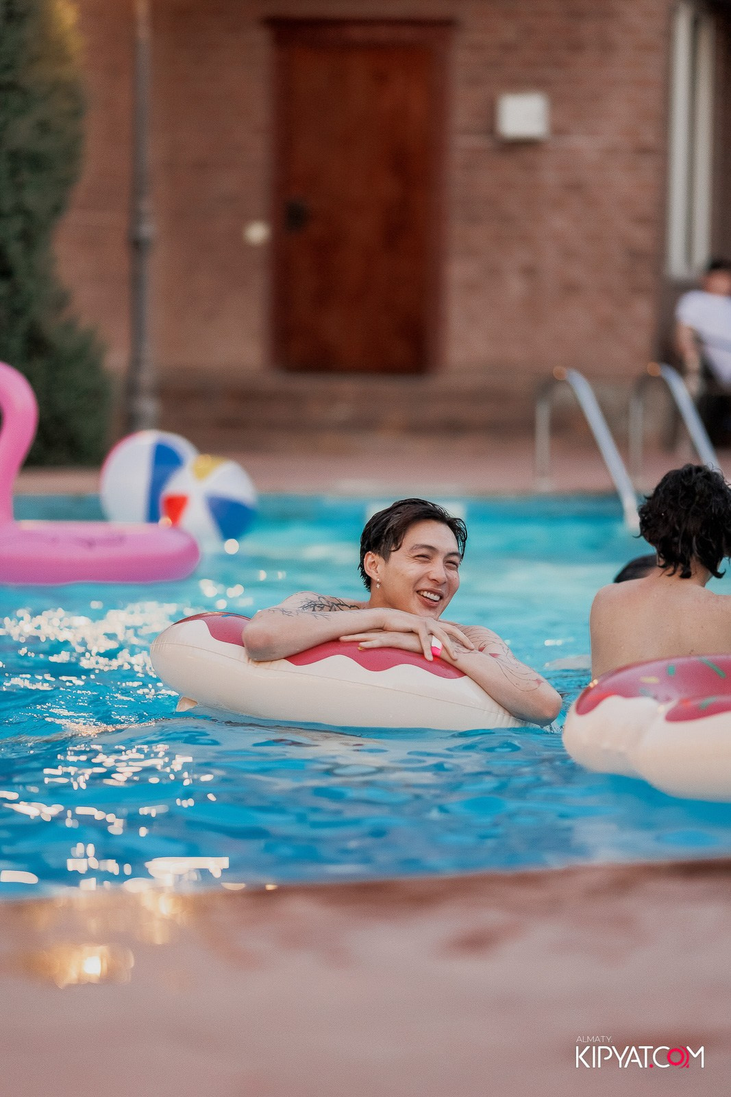 THE MAMA GELA. КИПЯТКОМ АЛМАТЫ! Фотосъемка мероприятий в Алматы