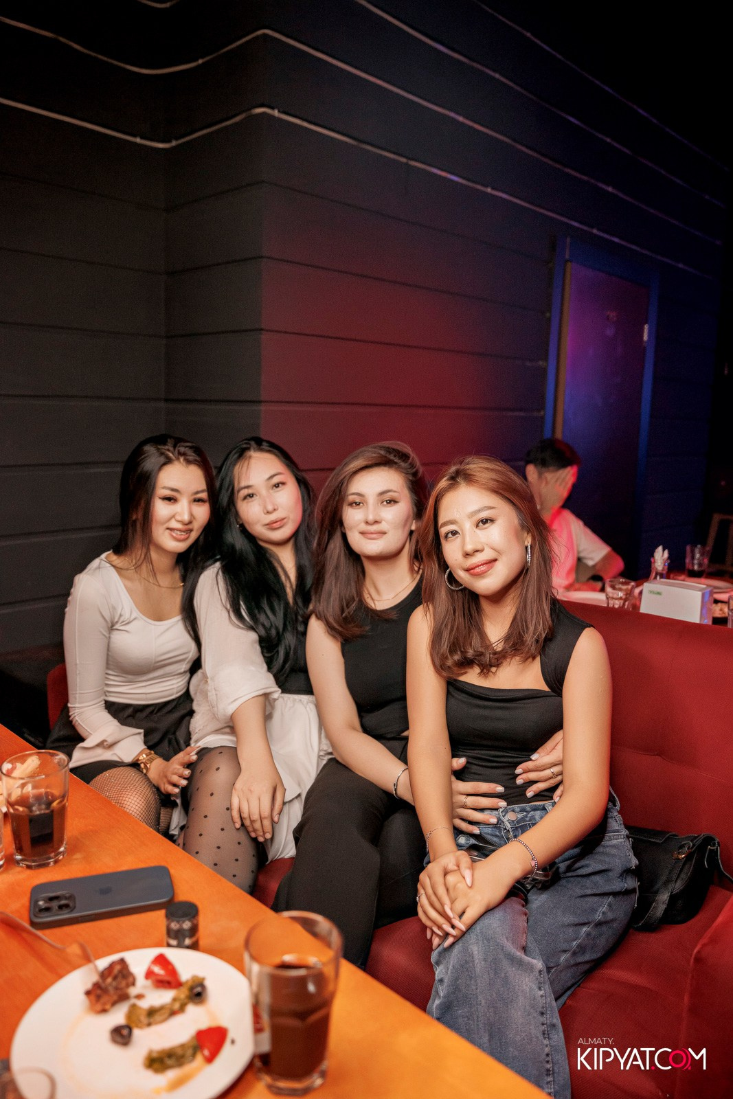 ARAGOSTA. КИПЯТКОМ АЛМАТЫ! Фотосъемка мероприятий в Алматы