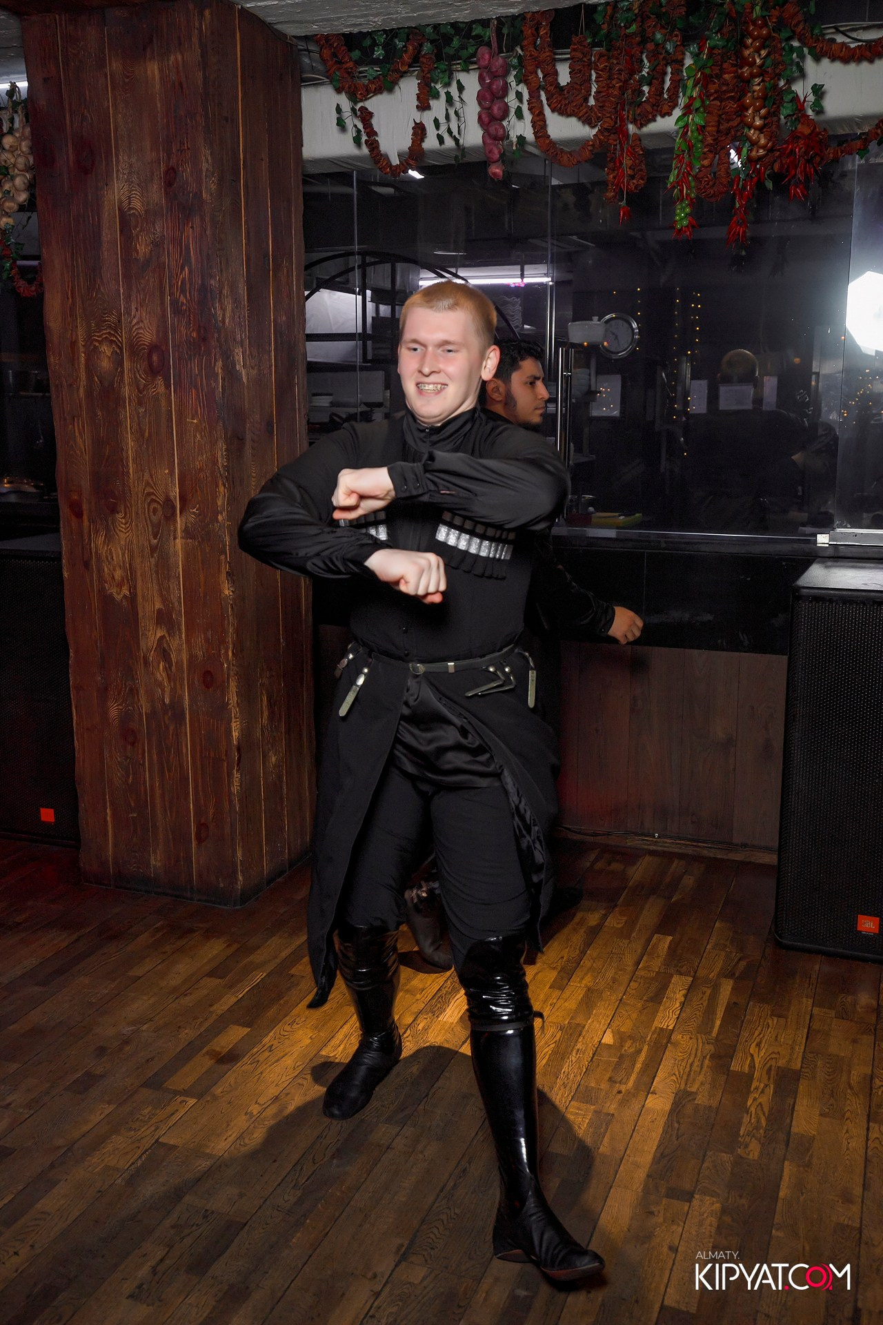 ВАХТАНГУРИ. КИПЯТКОМ АЛМАТЫ! Фотосъемка мероприятий в Алматы