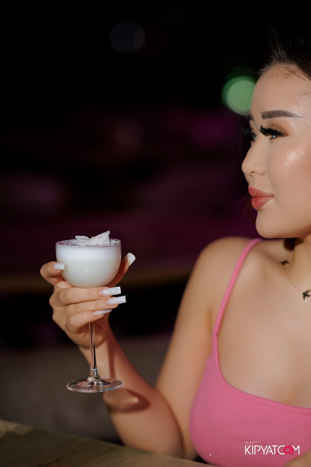 FRIENDS BAR & TERRACE. КИПЯТКОМ АЛМАТЫ! Фотосъемка мероприятий в Алматы