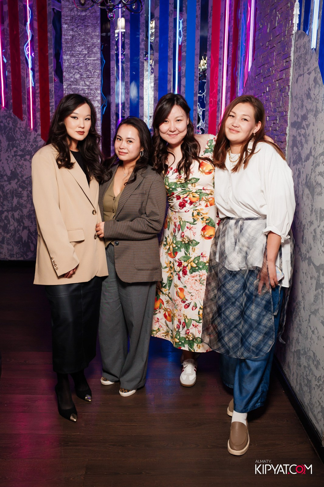 УХО И МЕДВЕДЬ НА ГАГАРИНА. КИПЯТКОМ АЛМАТЫ!