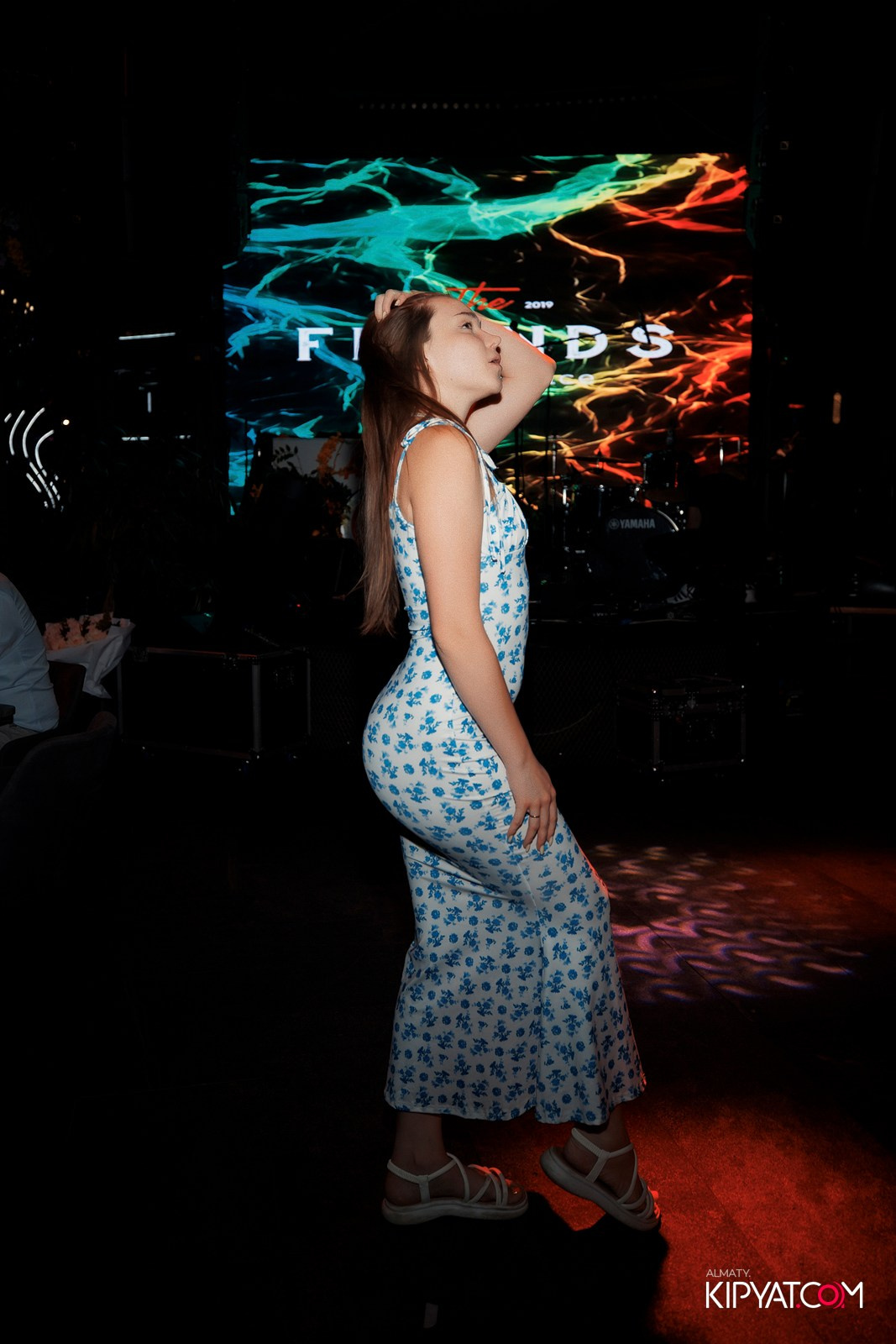 FRIENDS BAR & TERRACE. КИПЯТКОМ АЛМАТЫ!